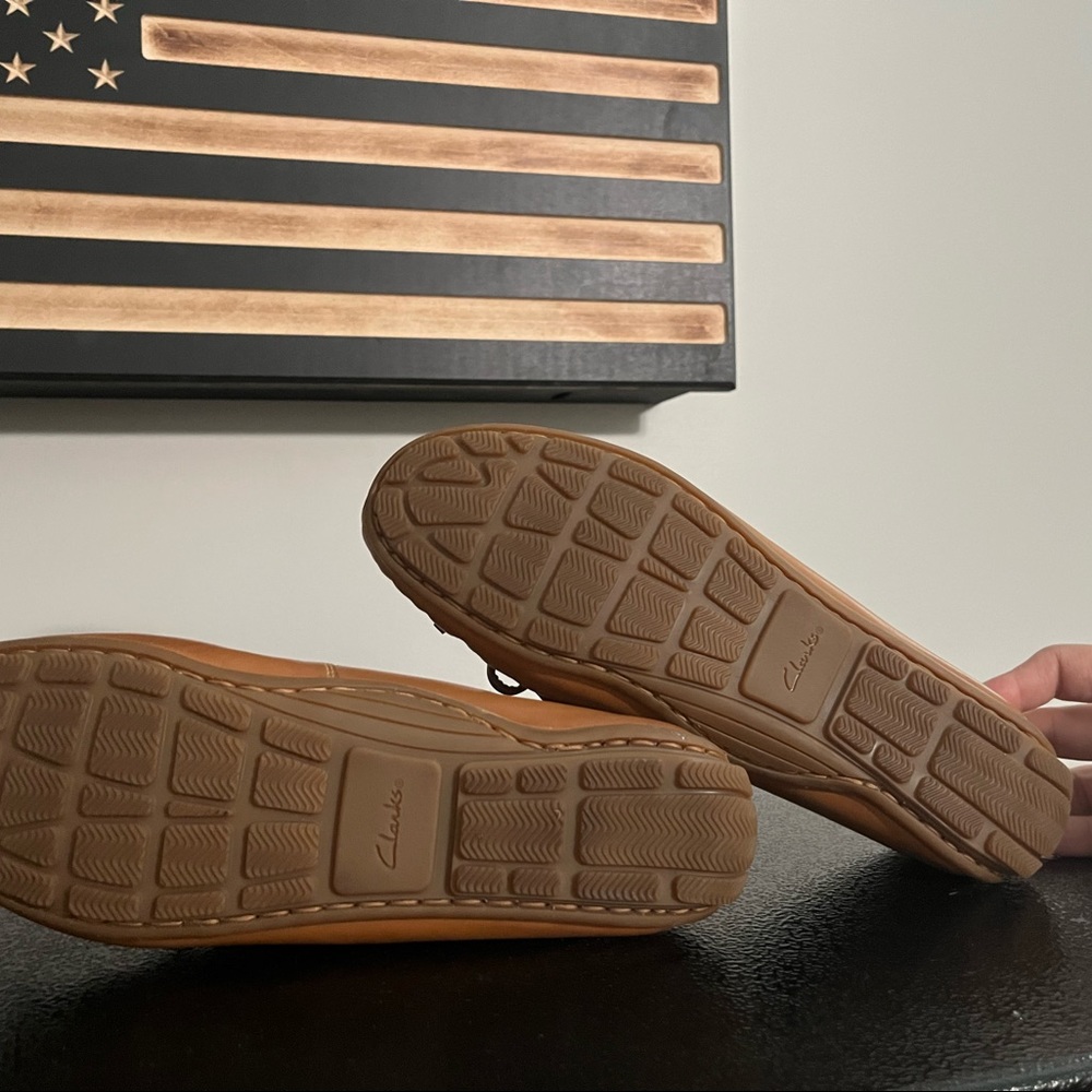 Size 9 - Picture 4 of 4